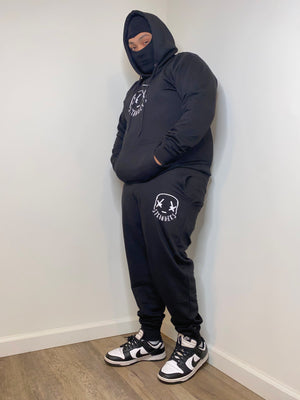 BLACK WHO SWEATSUIT