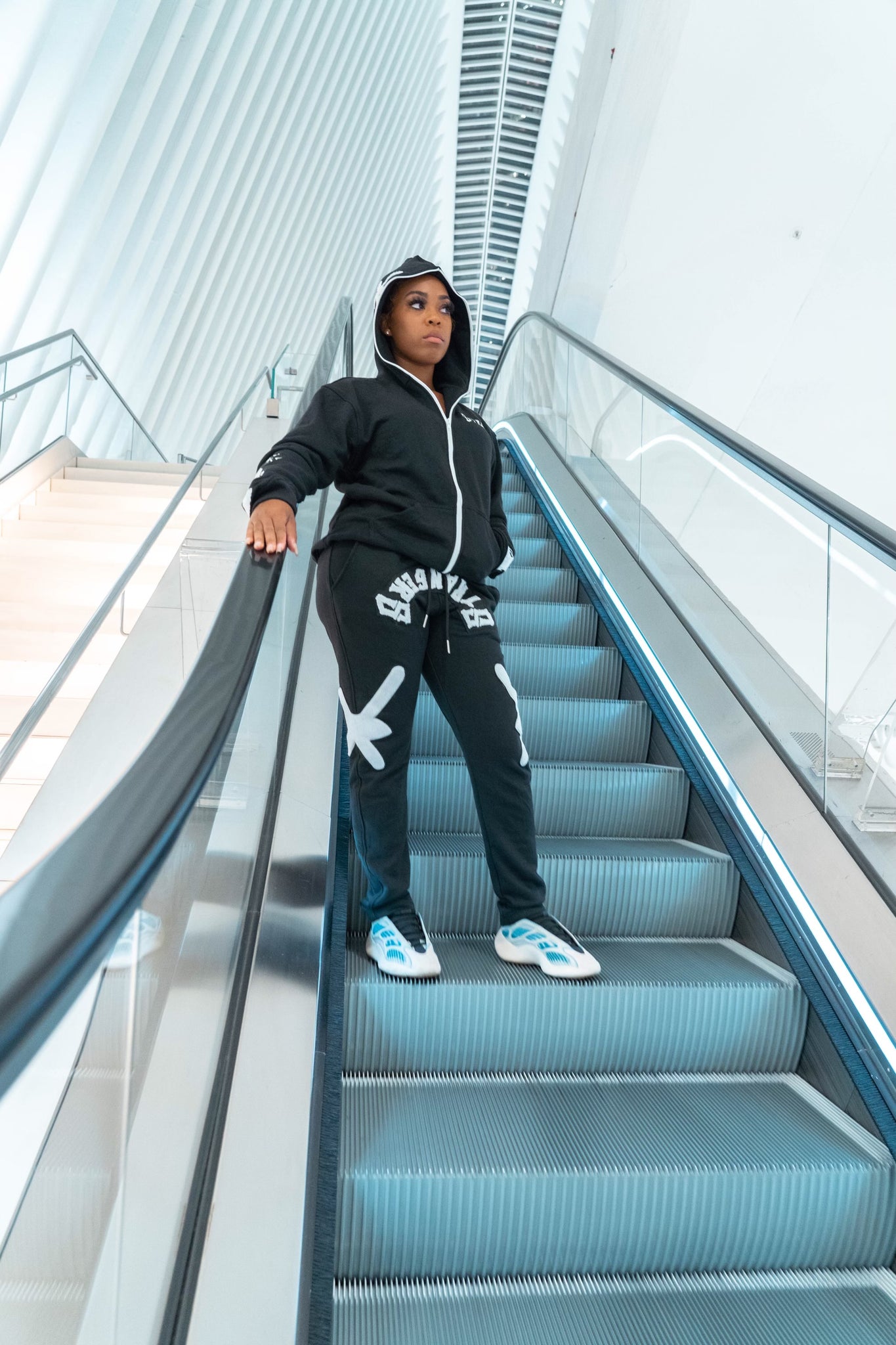 BLACK NO FACE SWEATSUIT